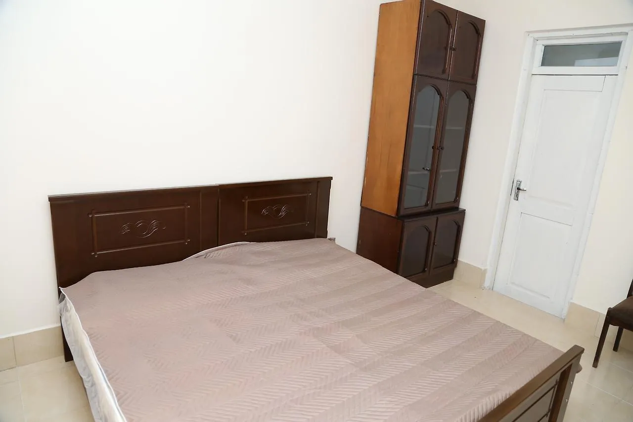 Guesthouse In باتومي 0*,